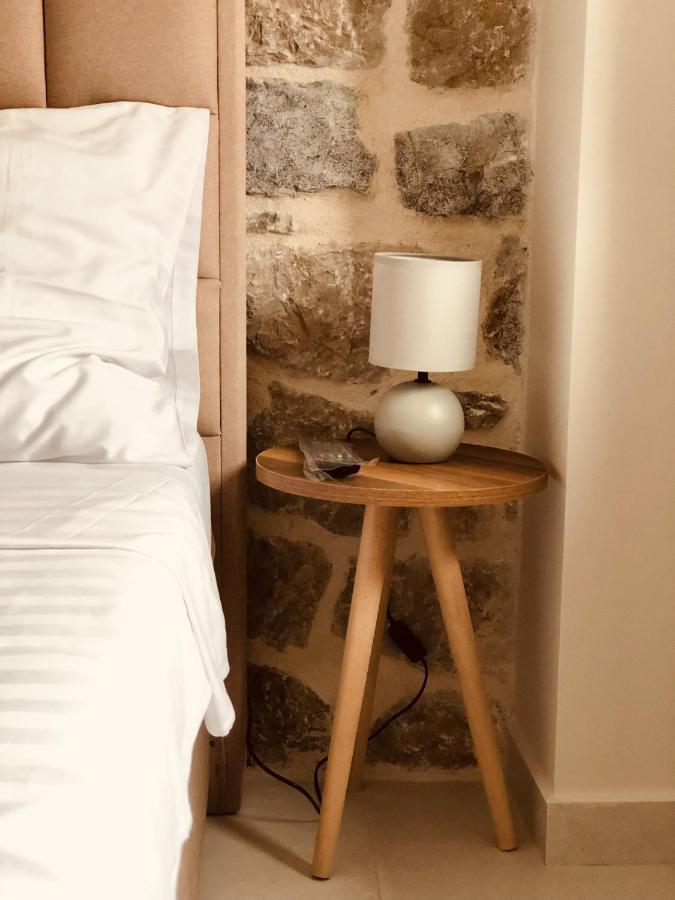 Guesthouse Giraffe Донья-Ластва Экстерьер фото
